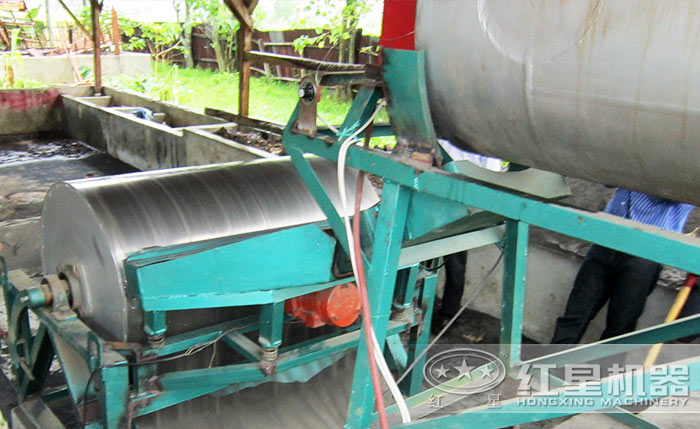 工作現(xiàn)場(chǎng) 工作現(xiàn)場(chǎng)