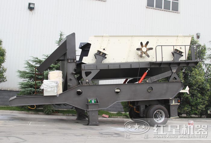 振動(dòng)篩沙機(jī)還是可移動(dòng)的好，流動(dòng)作業(yè)隨時(shí)轉(zhuǎn)場(chǎng)