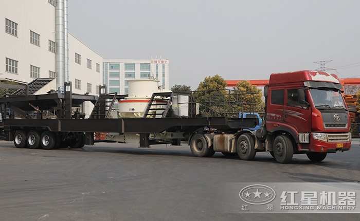 輪胎移動(dòng)制砂機(jī)發(fā)往河北地區(qū)中 輪胎移動(dòng)制砂機(jī)發(fā)往河北地區(qū)中