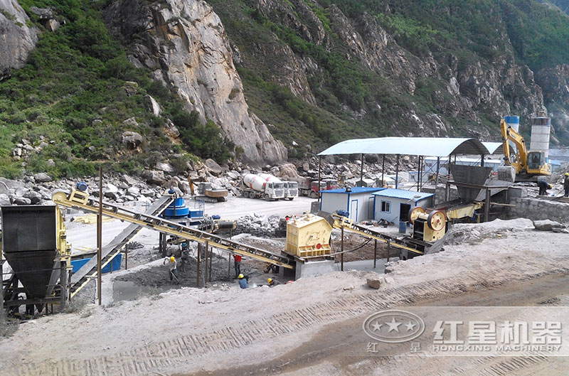 用于粉碎煤矸石的設(shè)備有哪些？?jī)r(jià)格多少一臺(tái)？