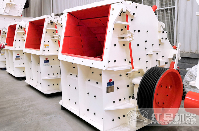 中碎粉碎機(jī)反擊式破碎機(jī)，粉碎軟料