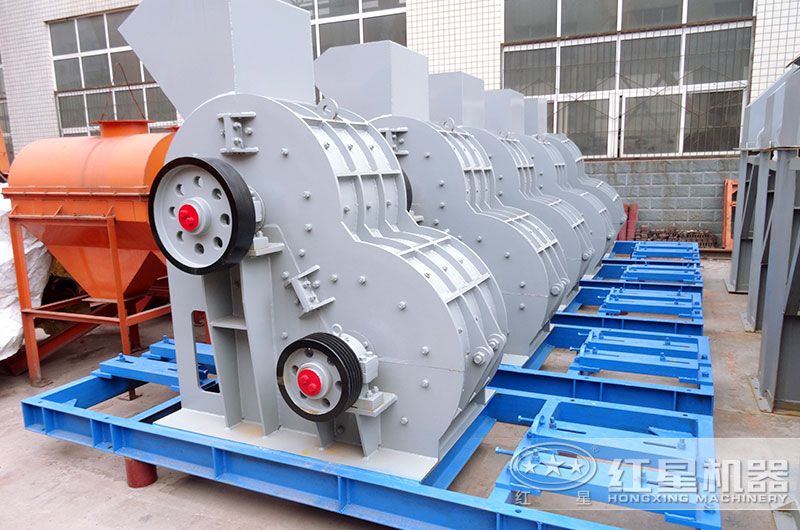 雙級破碎機輕松破碎濕料！設備型號參數(shù)介紹