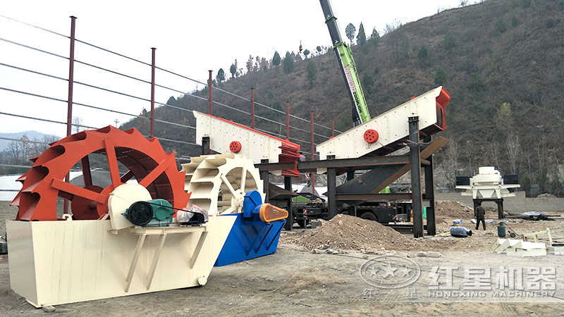 輪式小型砂石分離機(jī)客戶現(xiàn)場(chǎng)很是常見 輪式小型砂石分離機(jī)客戶現(xiàn)場(chǎng)很是常見