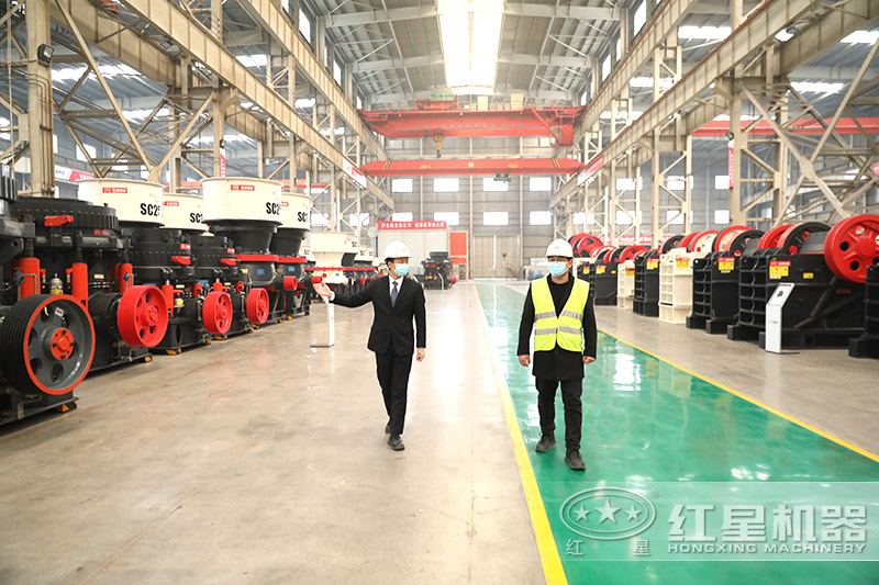 大型廠房，客戶來廠實地考察