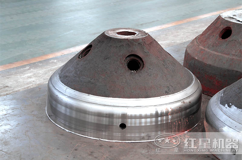 hp300圓錐破碎機(jī)每小時(shí)產(chǎn)多少噸？多少錢一臺(tái)？