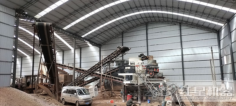 碎沙機(jī)設(shè)備多少錢一套，一天能生產(chǎn)多少？