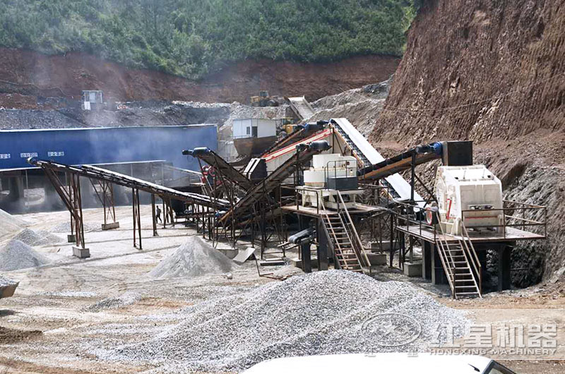 石膏制砂機(jī)工作現(xiàn)場圖片