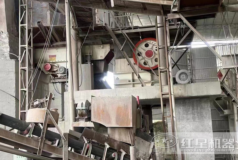 粗破鄂式破碎機-69鄂破價格是多少，帶生產線視頻